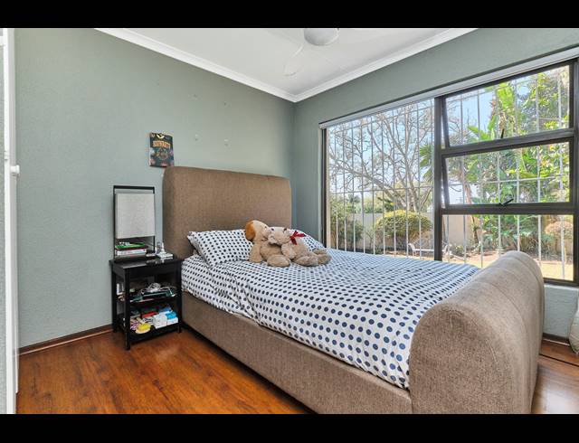 3 BEDROOM HOUSE TO LET IN LONEHILL